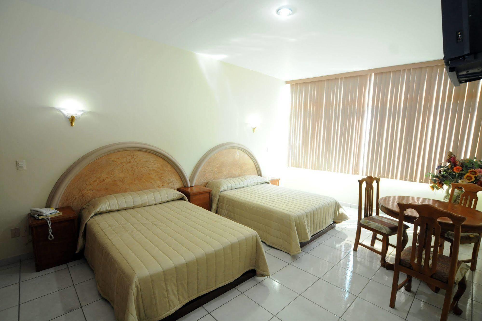 Hotel Plaza Sahuayo المظهر الخارجي الصورة